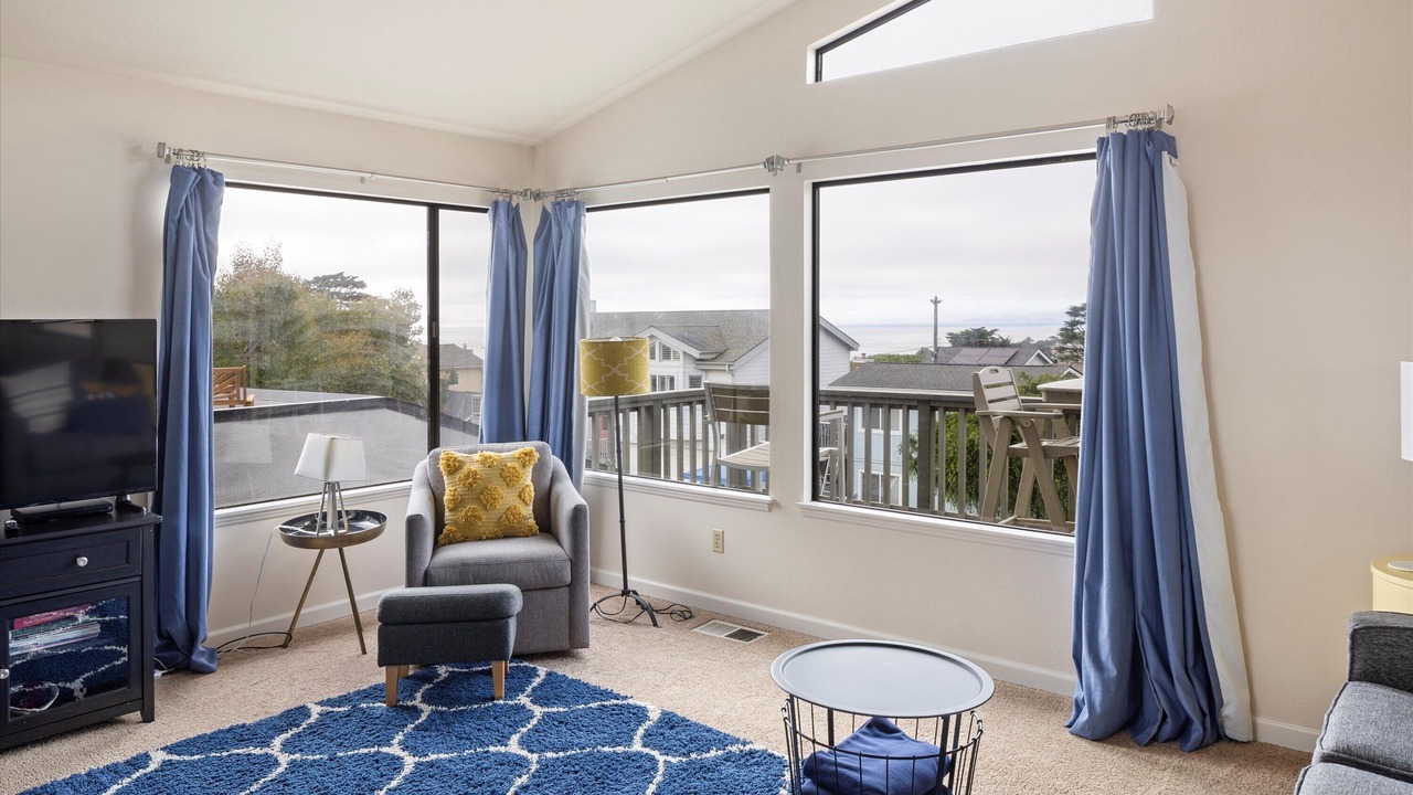 Photo of Livingroom in Cambria