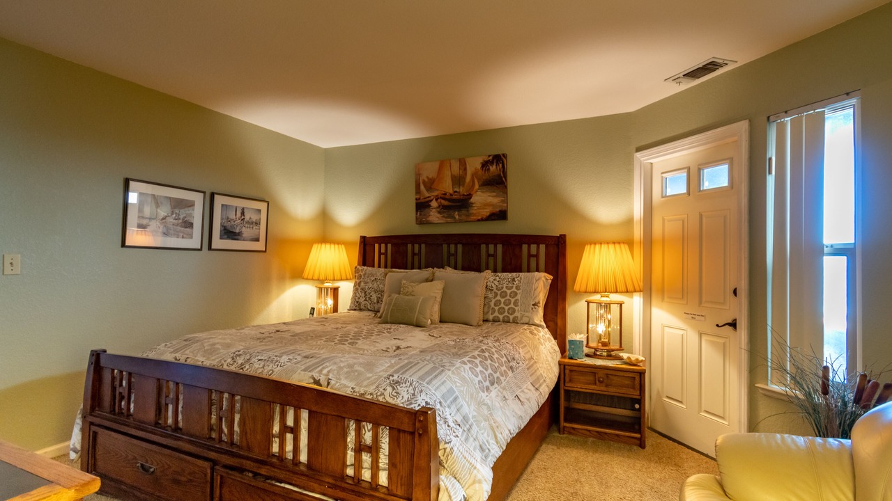 Photo of Bedroom in San Simeon