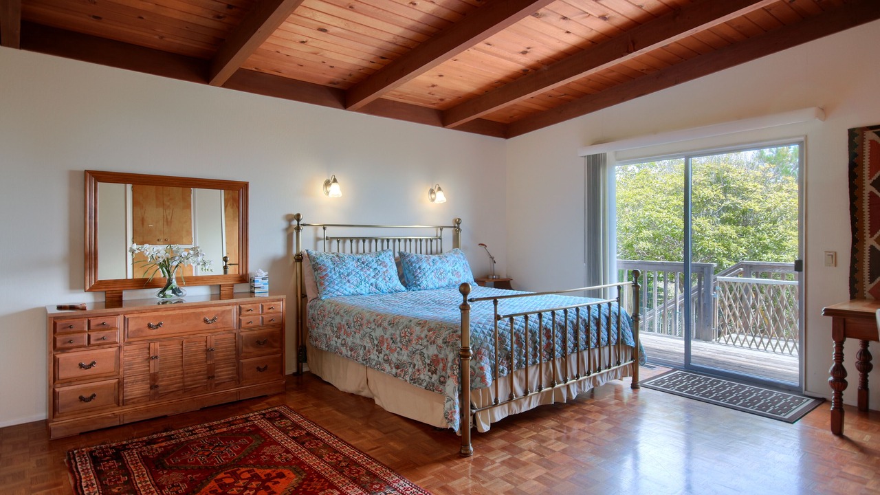 Photo of Bedroom in Happy Hill