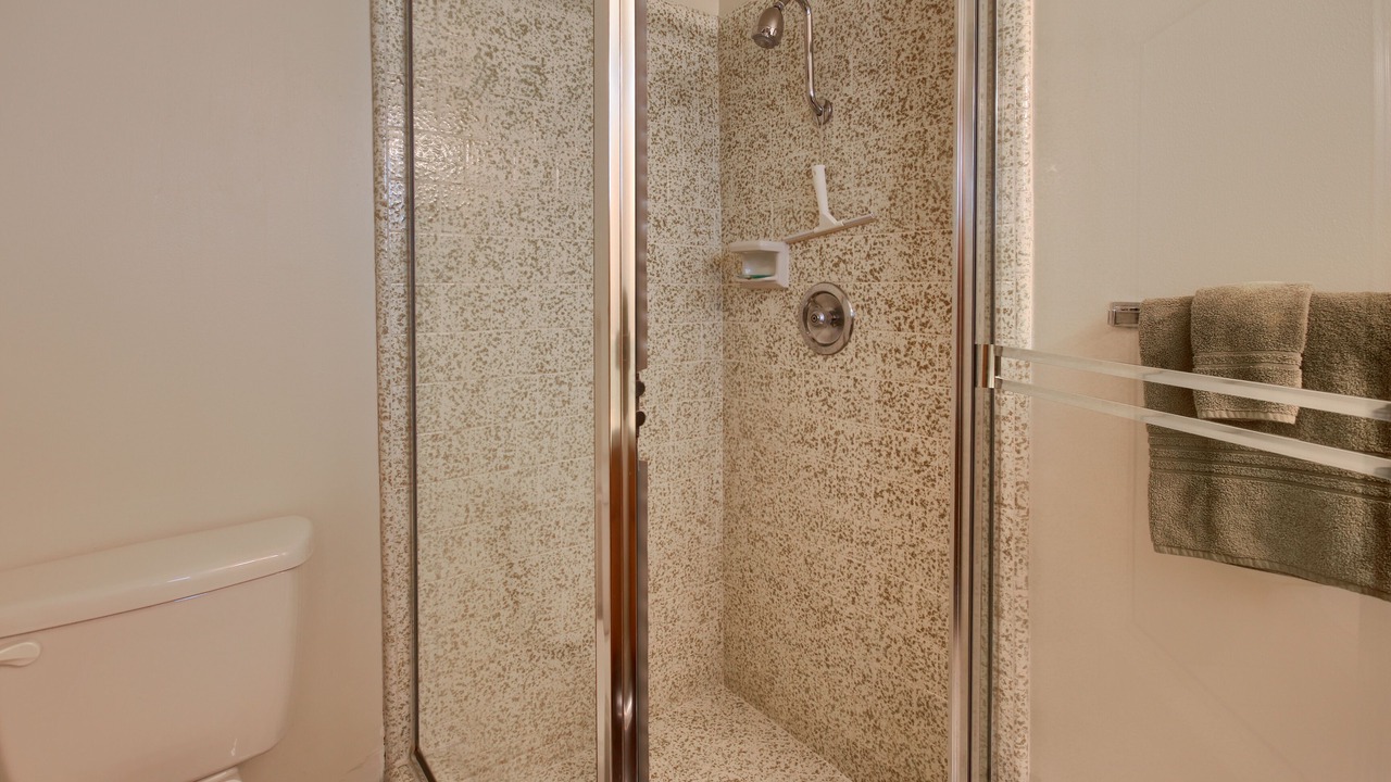 Photo of Bathroom in Happy Hill