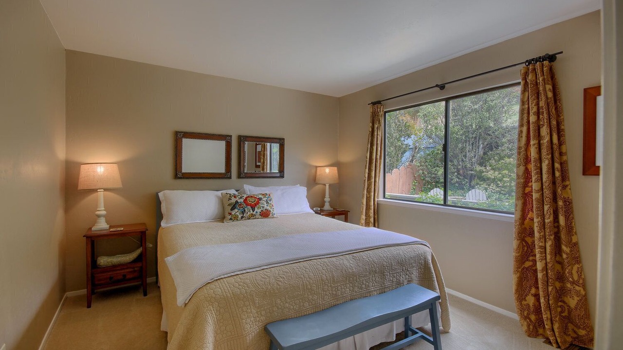 Photo of Bedroom in Marine Terrace
