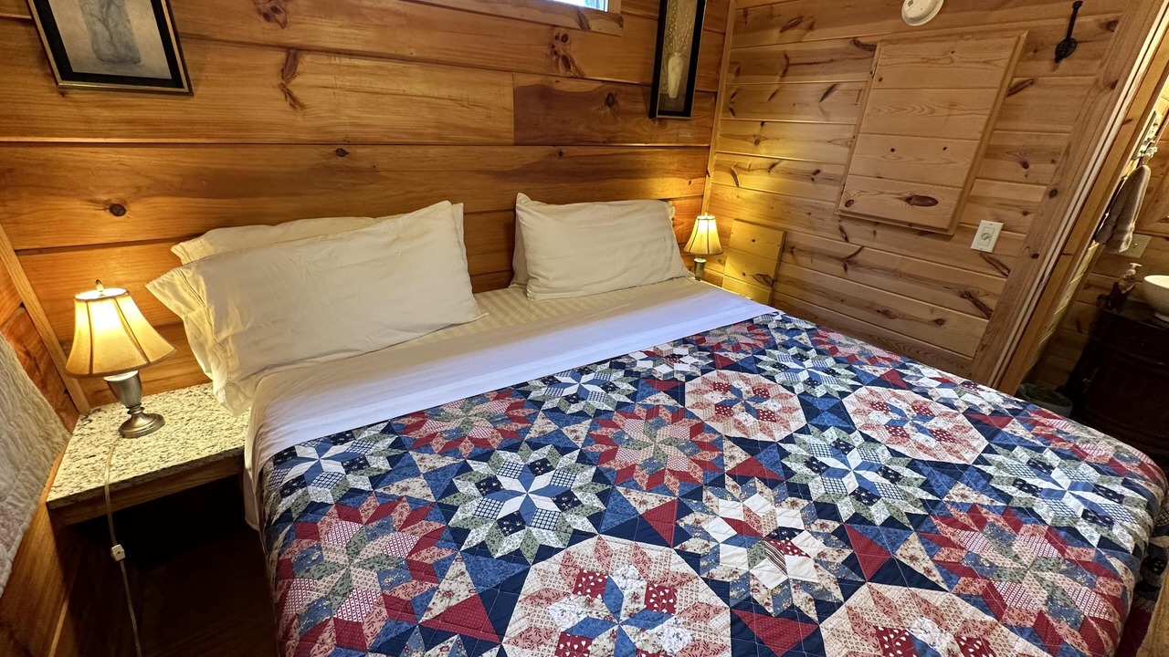 Photo of Bedroom in Candler