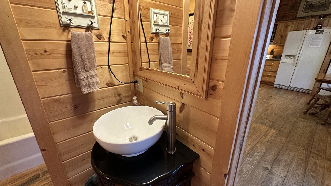 Photo of Bathroom in Candler
