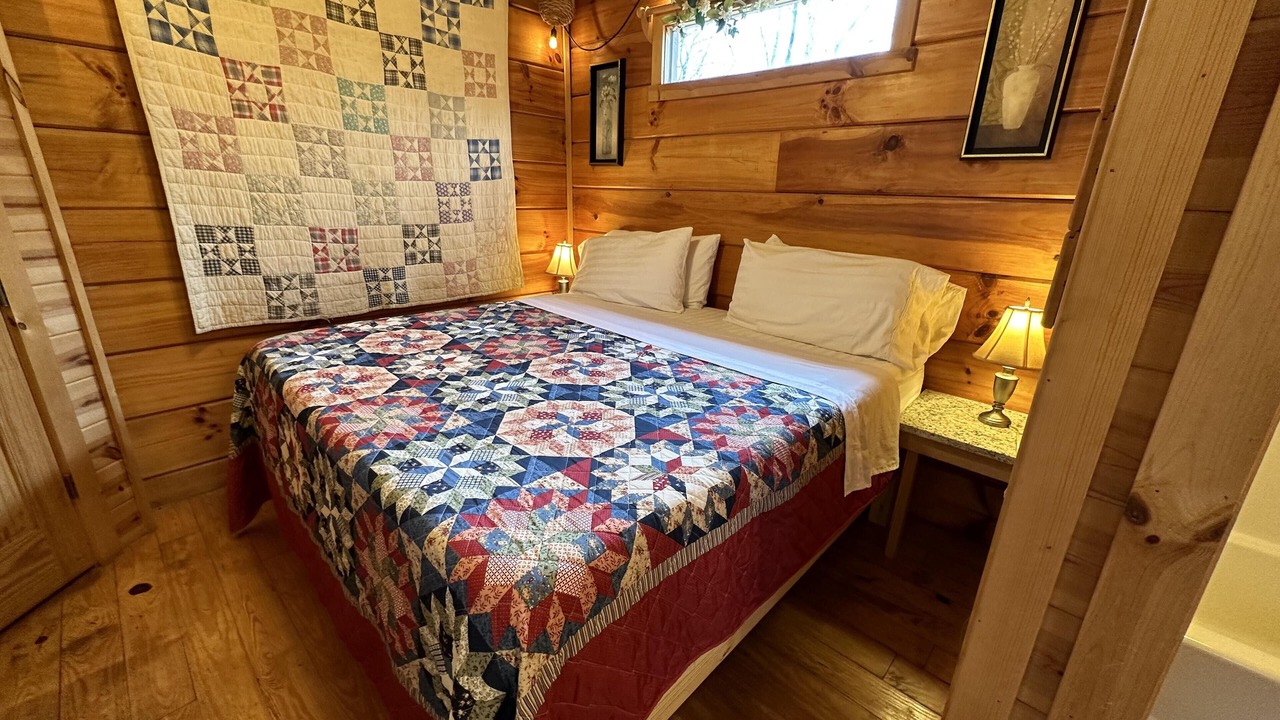 Photo of Bedroom in Candler