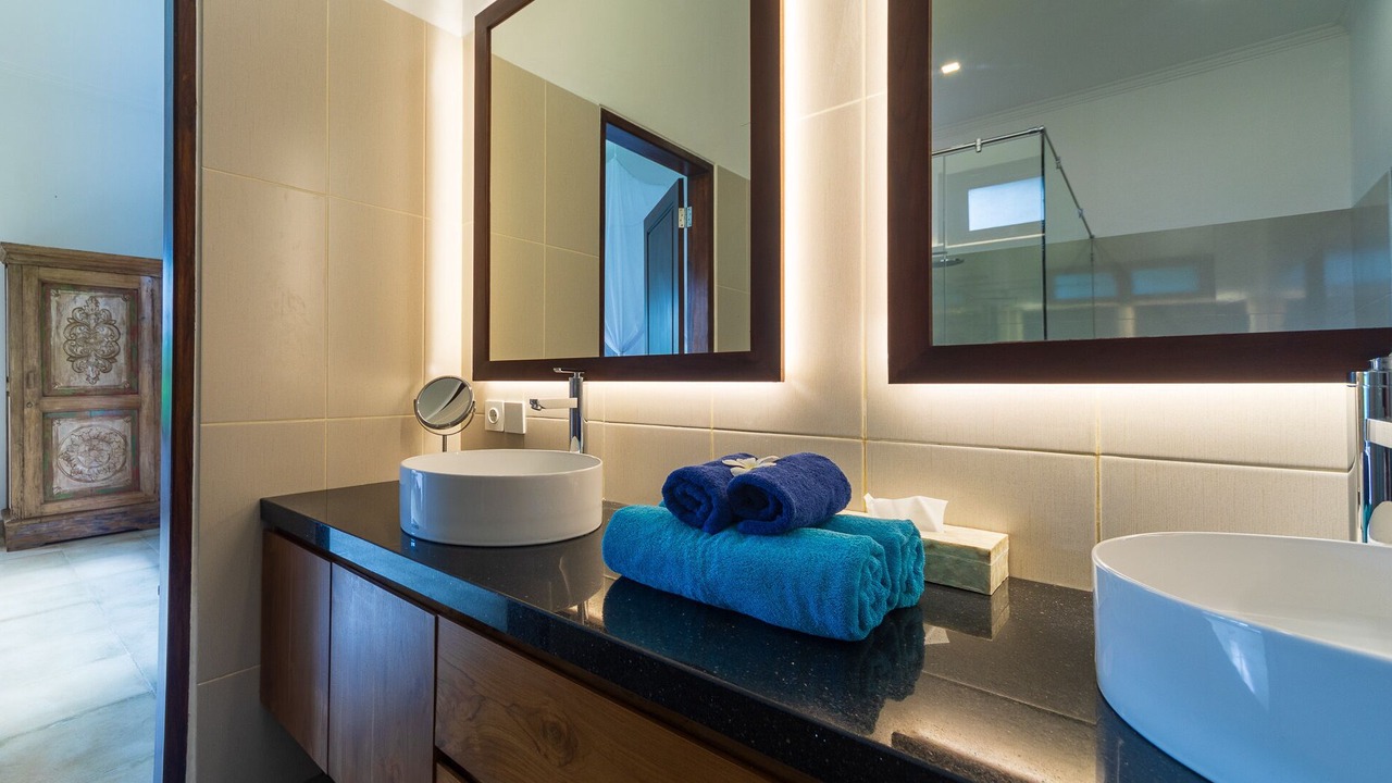 Photo of Bathroom in Dencarik