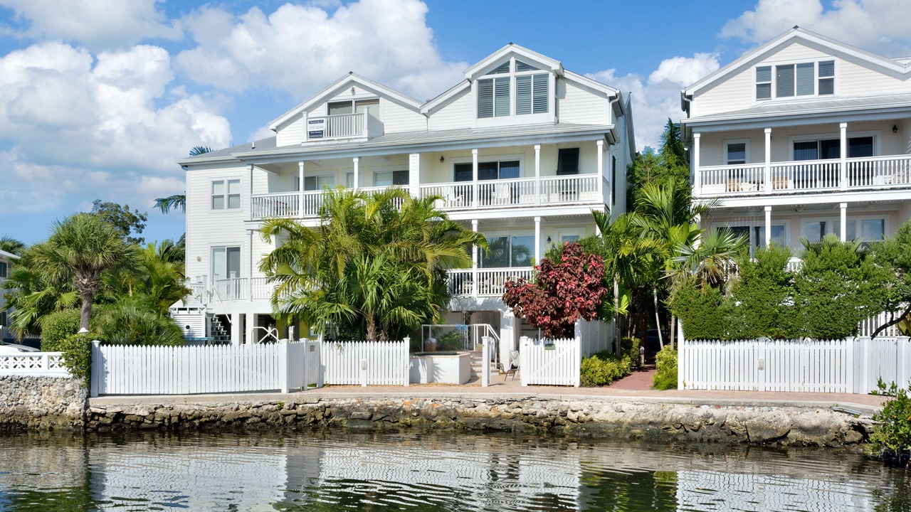 Photo of Others in Meadows