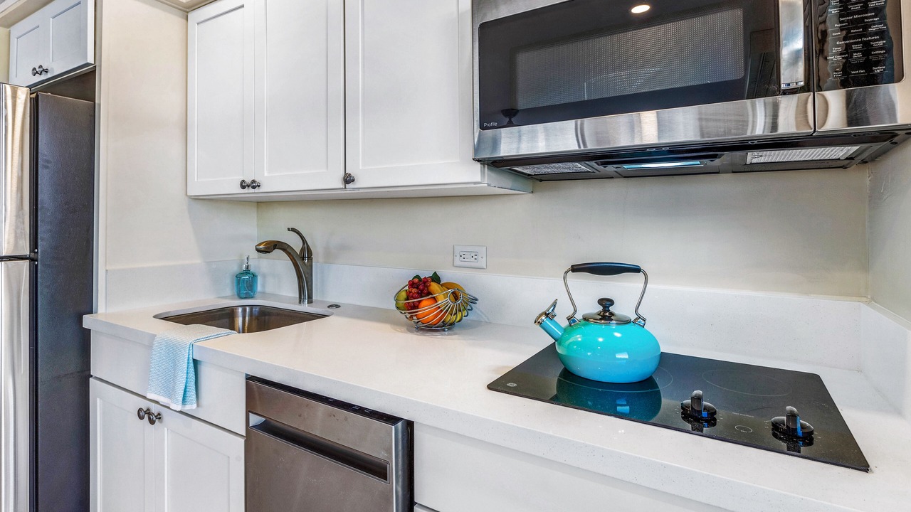 Photo of Kitchen in Historic Lahaina Front Street
