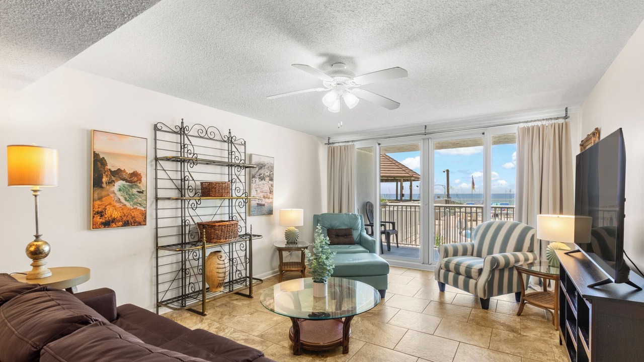 Photo of Livingroom in Orange Beach