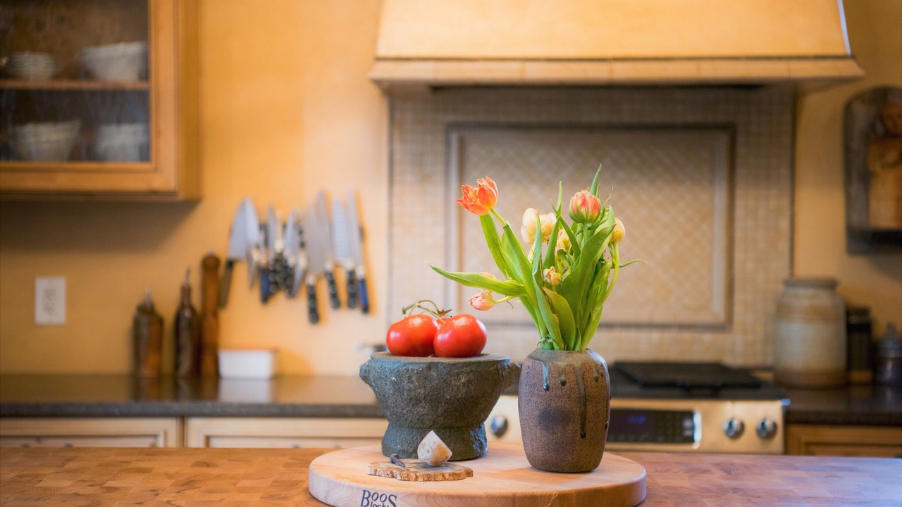 Photo of Kitchen in Northeast Santa Fe