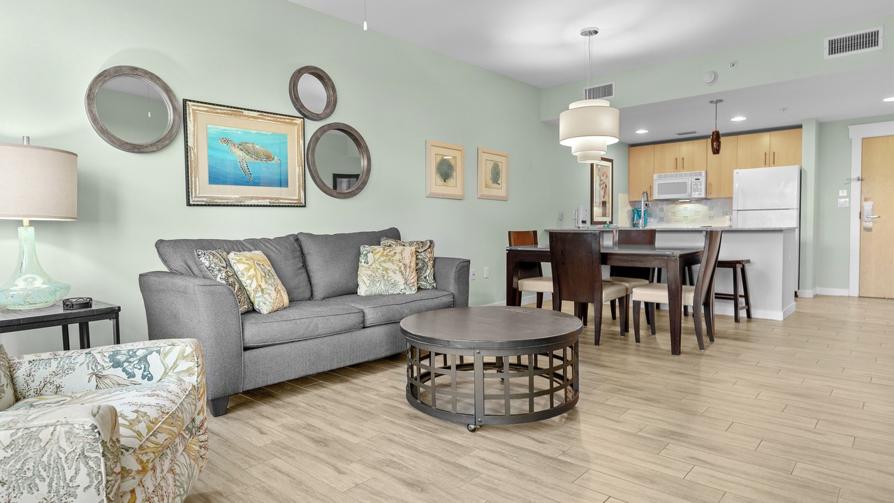 Photo of Livingroom in Baytowne Wharf