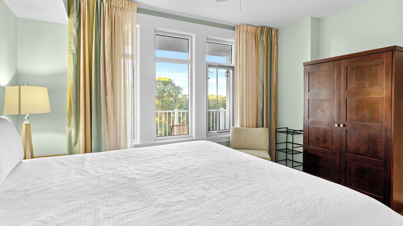 Photo of Bedroom in Baytowne Wharf