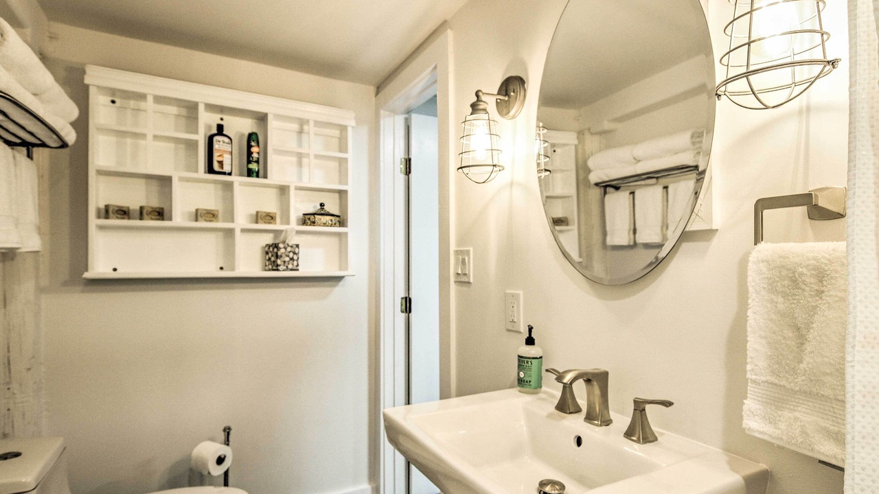 Photo of Bathroom in Arroyo City