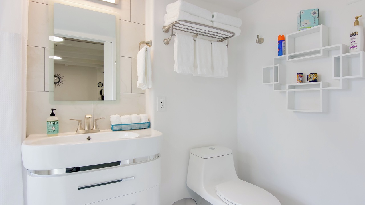 Photo of Bathroom in Arroyo City