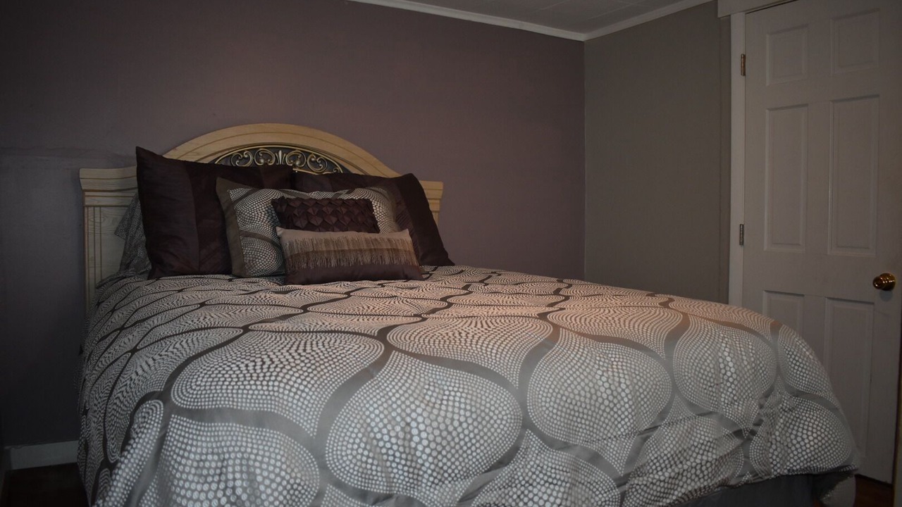 Photo of Bedroom in Adrian