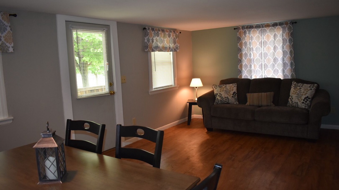 Photo of Livingroom in Adrian