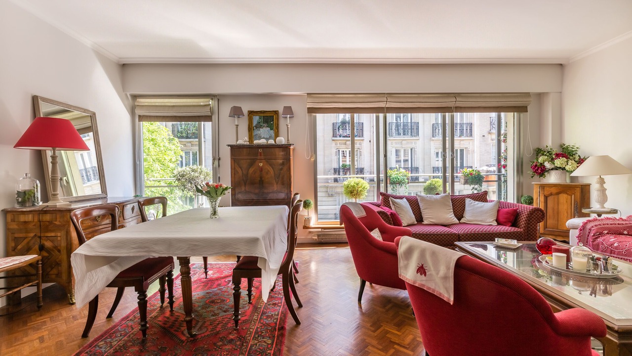 Photo of Livingroom in 16th Arrondissement