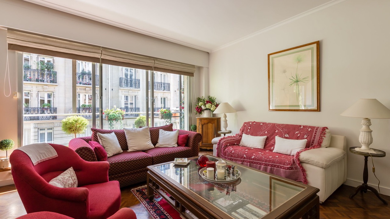 Photo of Livingroom in 16th Arrondissement