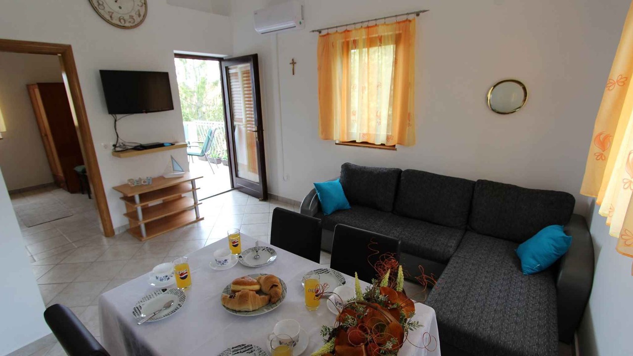 Photo of Livingroom in Malinska