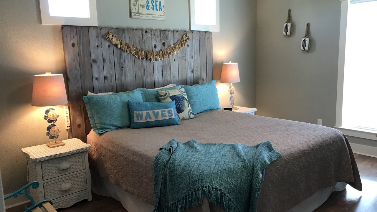 Photo of Bedroom in Port Bolivar