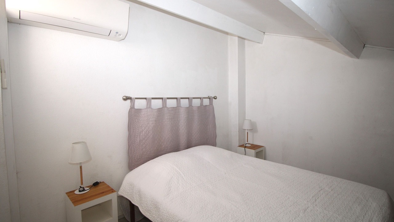 Photo of Bedroom in Les Arenes