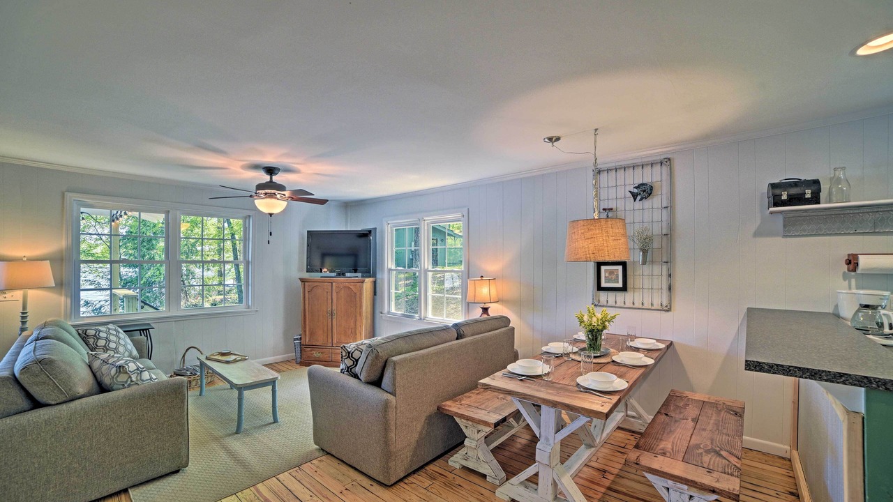 Photo of Livingroom in Harrison