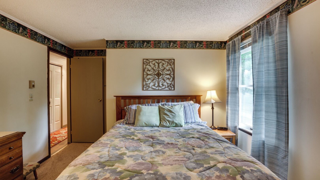 Photo of Bedroom in Great Valley