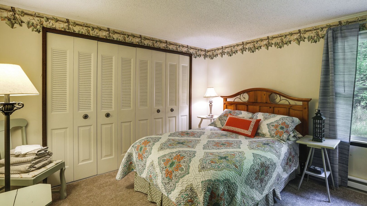 Photo of Bedroom in Great Valley