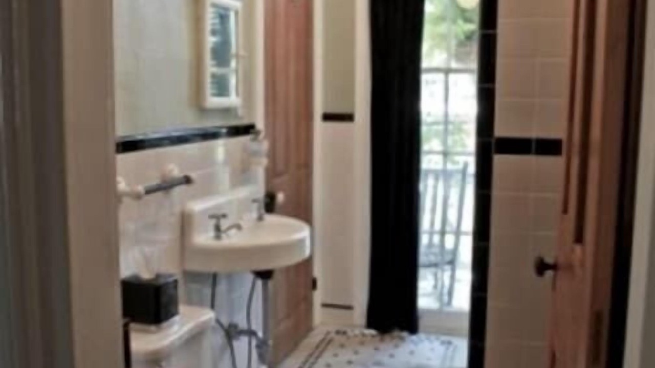 Photo of Bathroom in Faubourg Livaudais