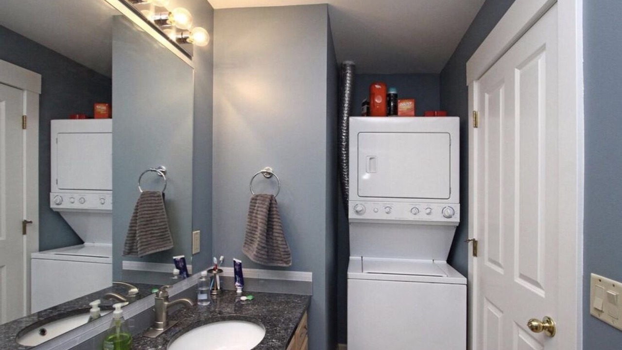 Photo of Bathroom in Downtown Lincoln