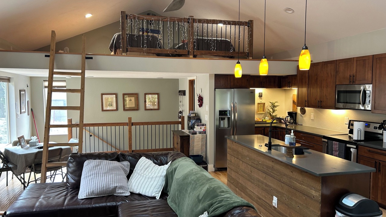Photo of Livingroom in Saint Mary's
