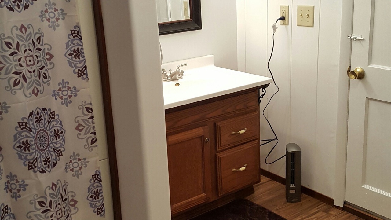 Photo of Bathroom in Lonergan