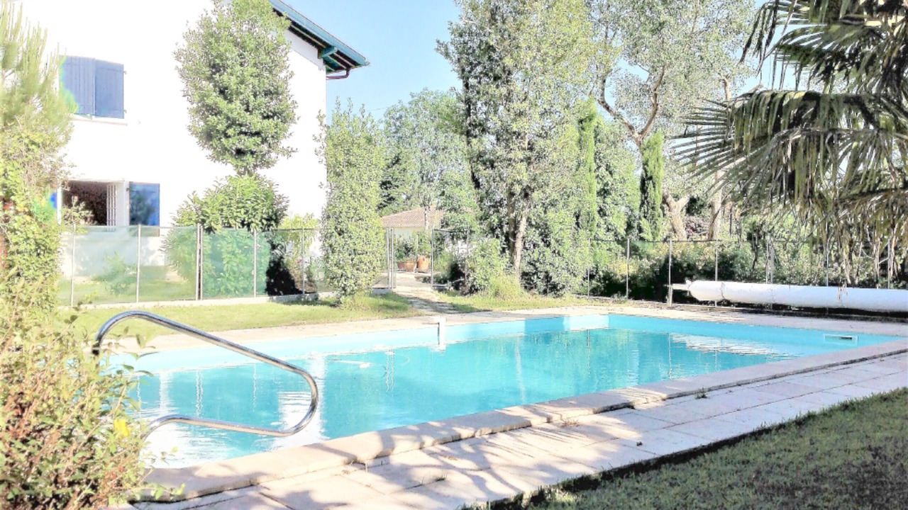 Photo of Outdoor in Saint-Pierre-d'Irube