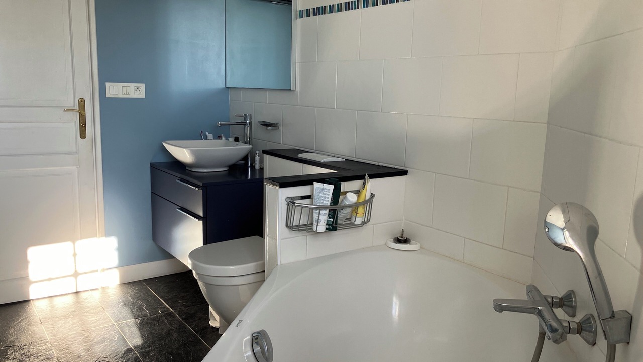 Photo of Bathroom in Saint-Pierre-d'Irube