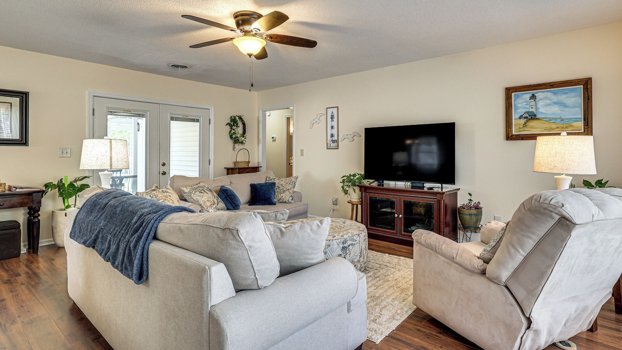Photo of Bedroom in Tranquil Harbour