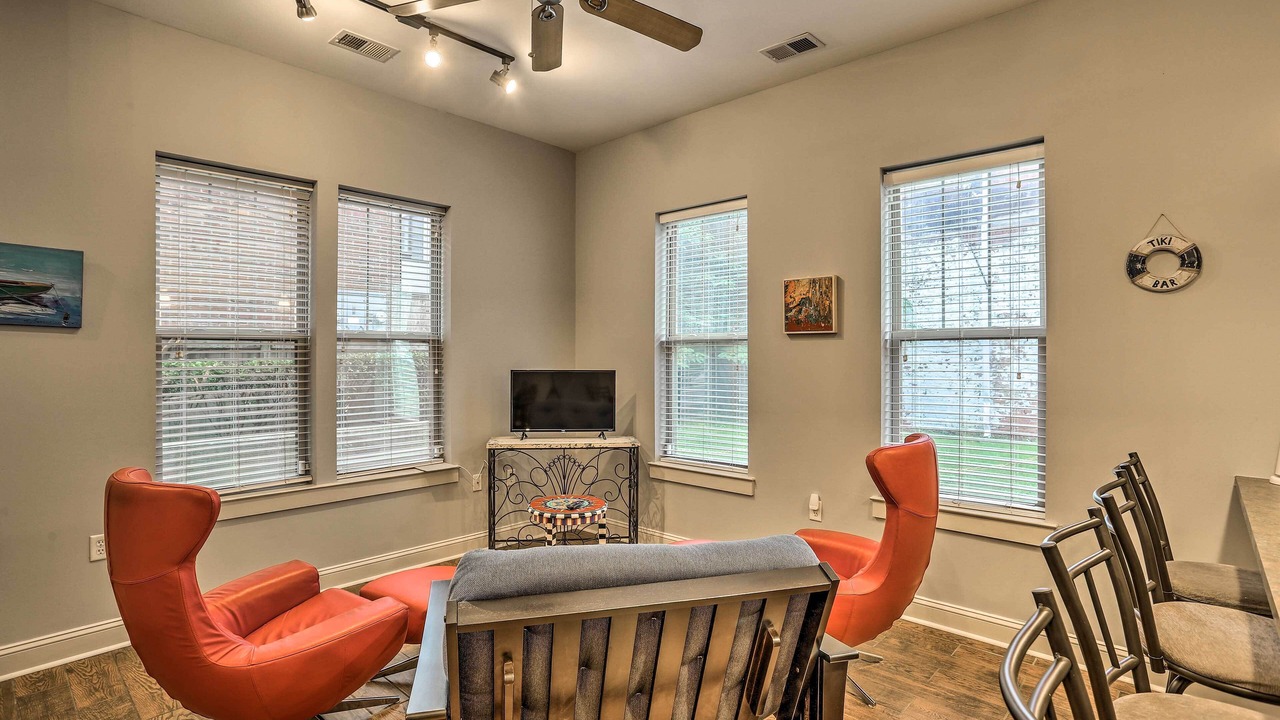 Photo of Livingroom in River District