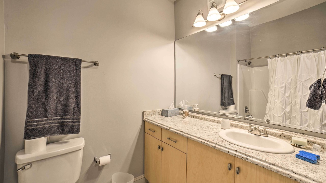 Photo of Bathroom in River District