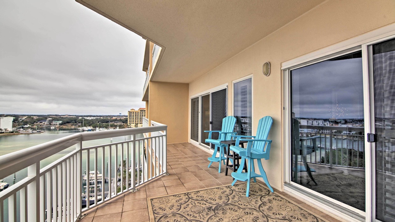Photo of Patio Balcony in Holiday Isle