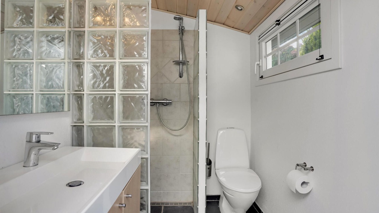 Photo of Bathroom in Hejlsminde