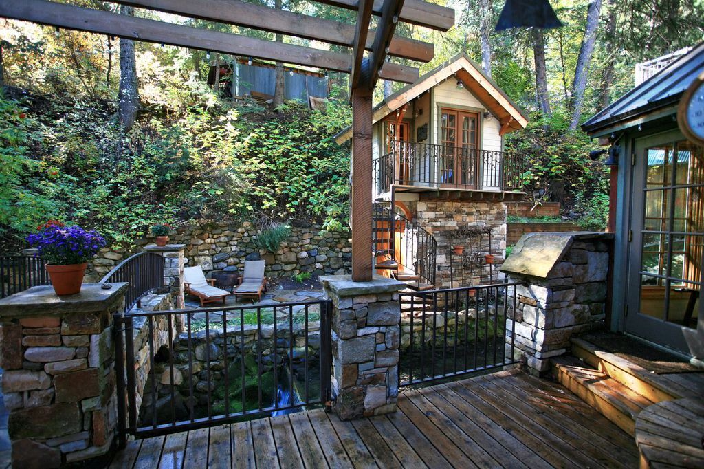 Photo of Patio Balcony in Sundance