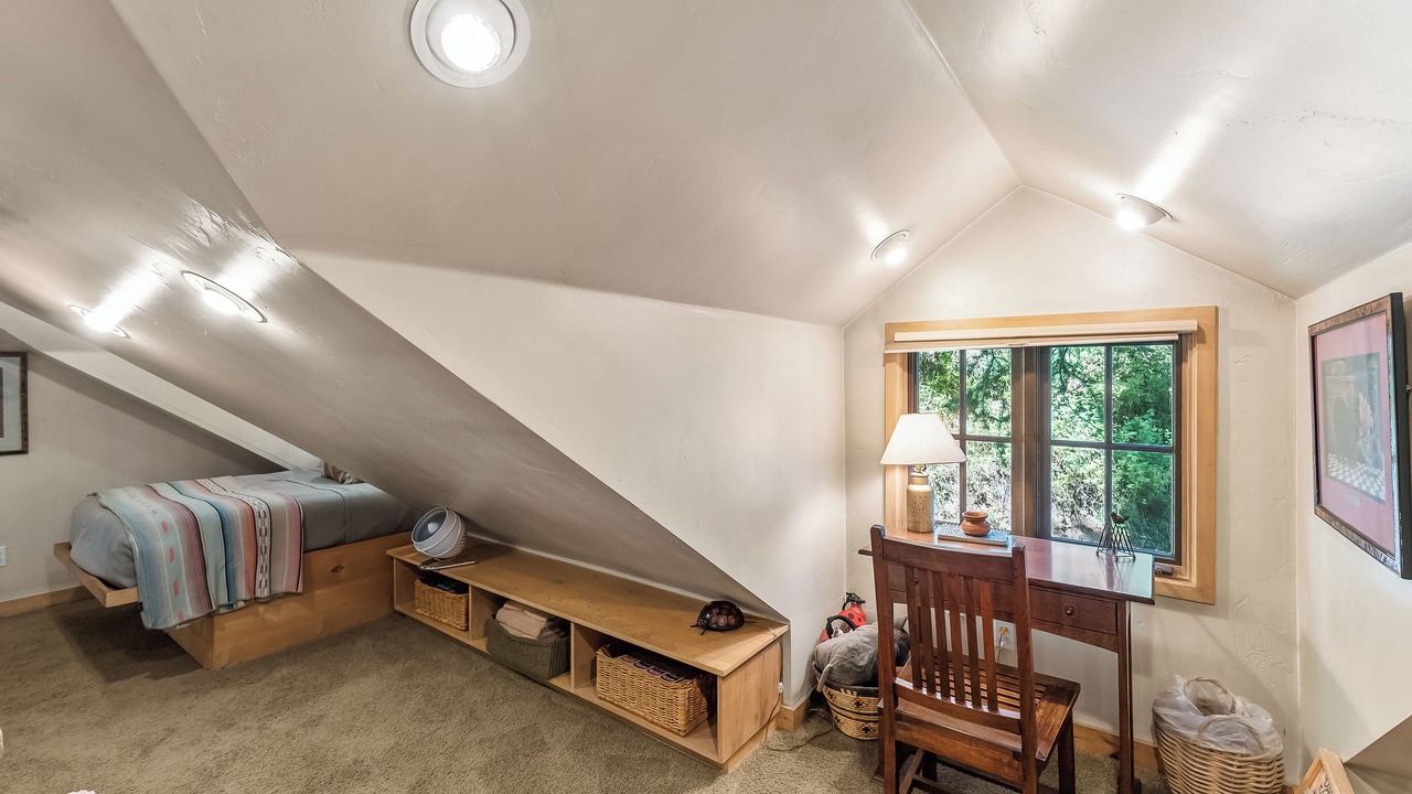 Photo of Bedroom in Sundance