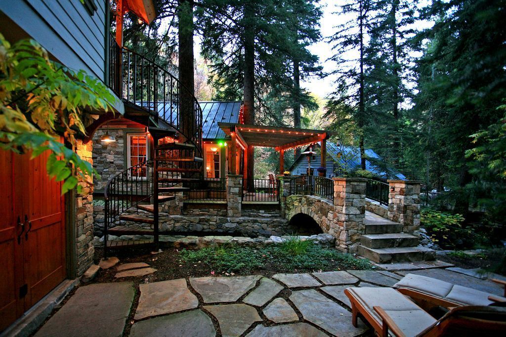 Photo of Patio Balcony in Sundance