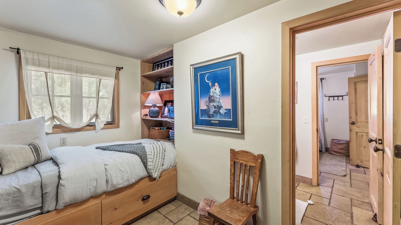 Photo of Bedroom in Sundance
