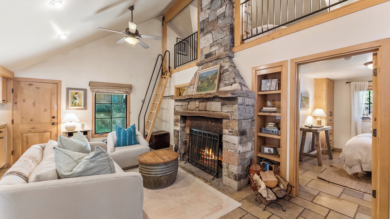 Photo of Bedroom in Sundance