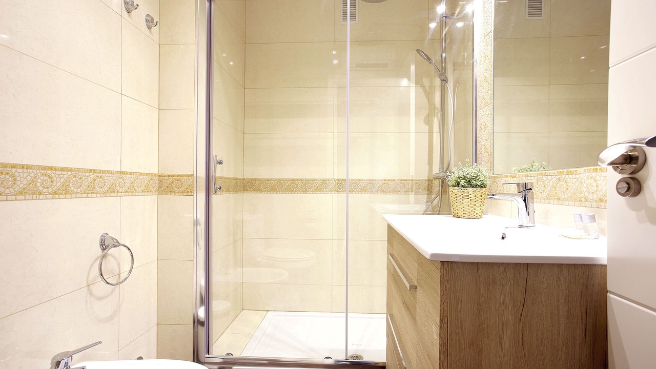 Photo of Bathroom in Jeronimos