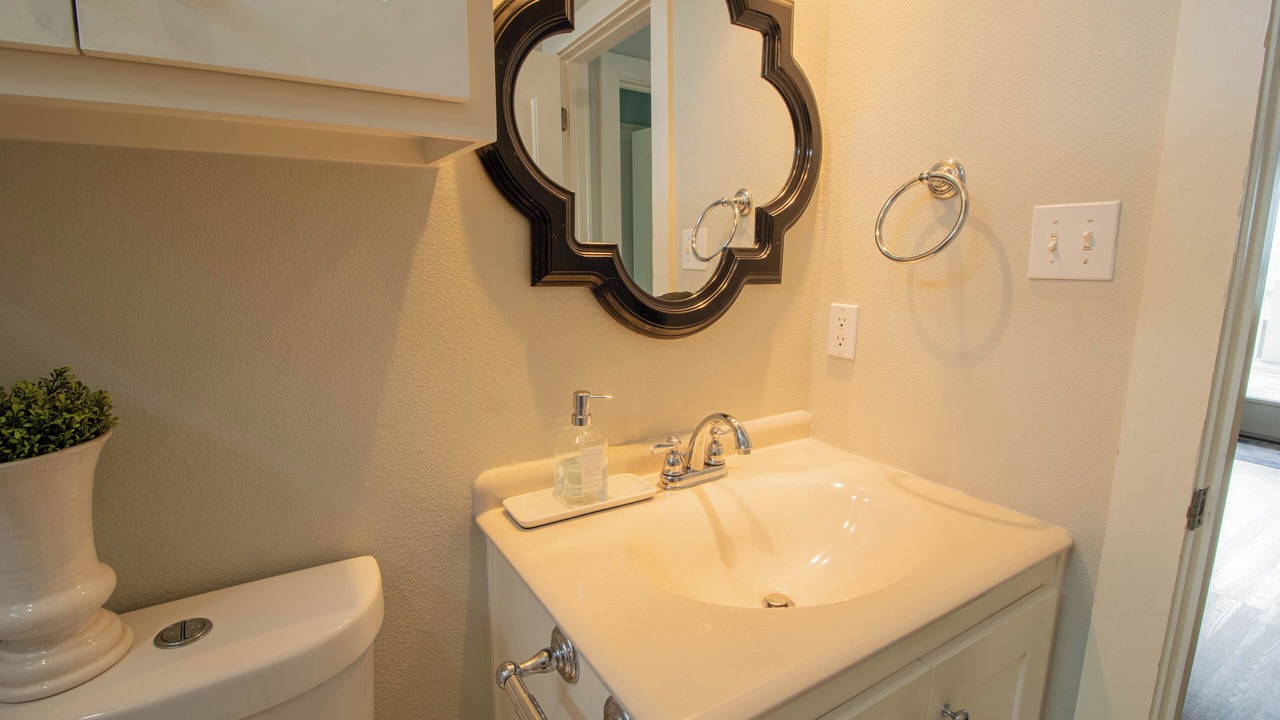 Photo of Bathroom in Port Bolivar