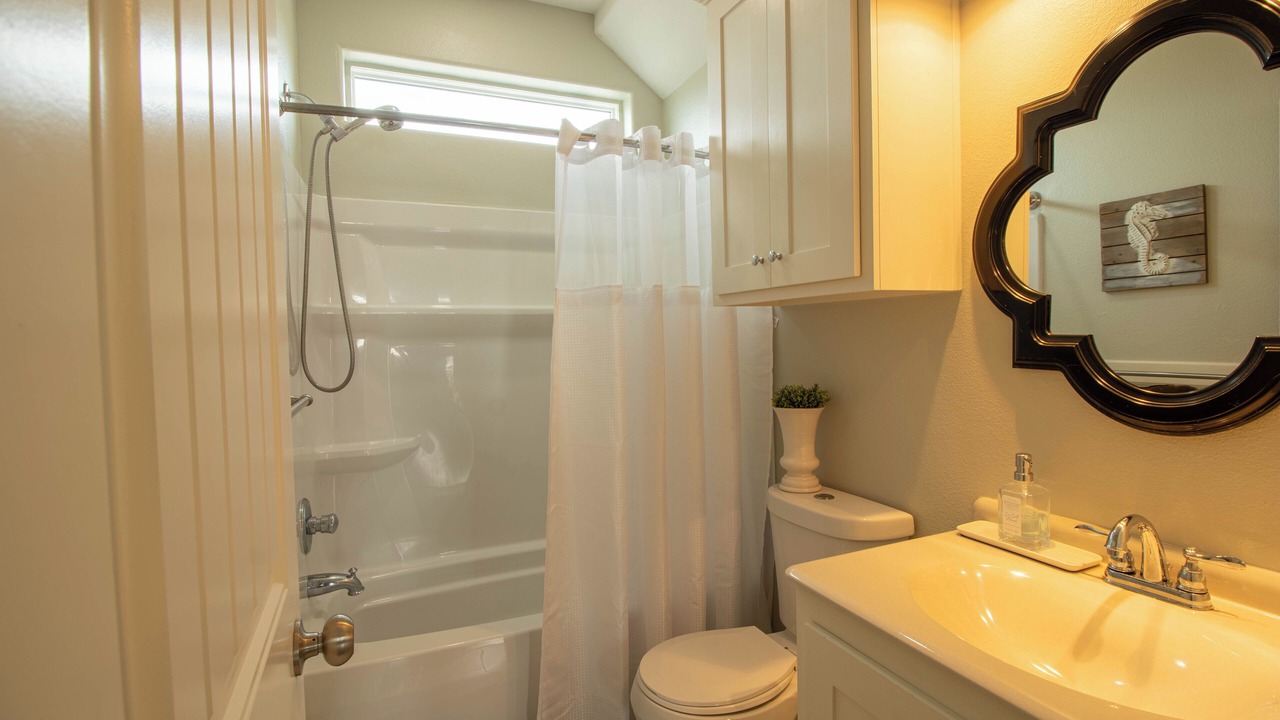 Photo of Bathroom in Port Bolivar