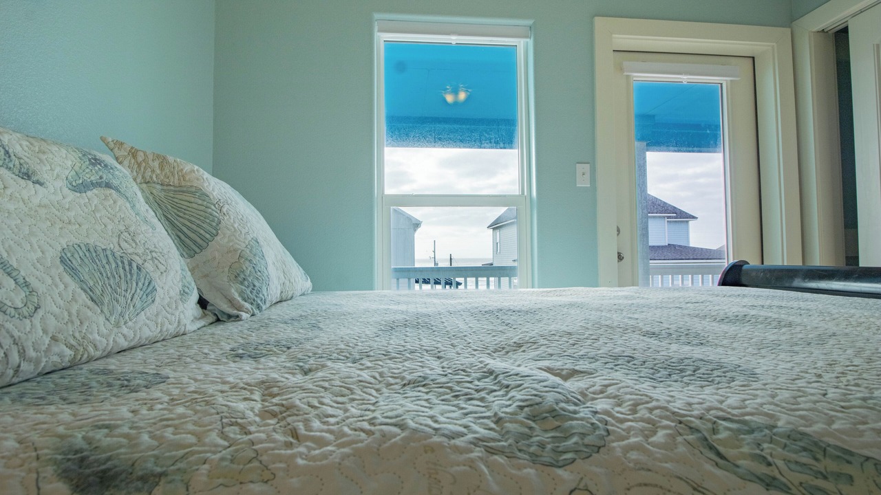 Photo of Bedroom in Port Bolivar