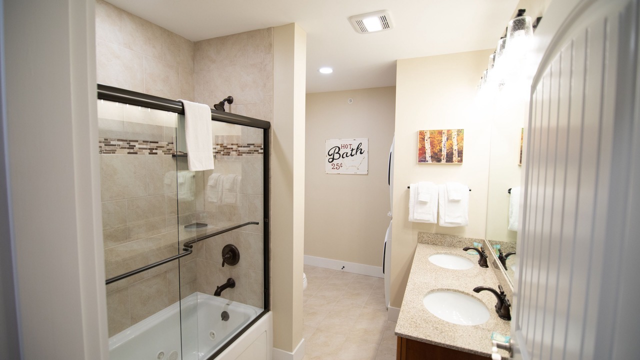 Photo of Bathroom in North Conway