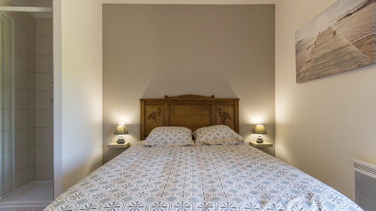 Photo of Bedroom in Sartilly-Baie-Bocage