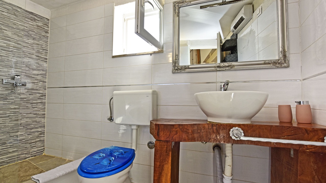 Photo of Bathroom in Motovun